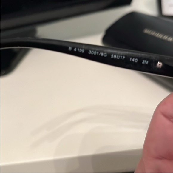 Burberry Authentic π - Picture 4 of 10